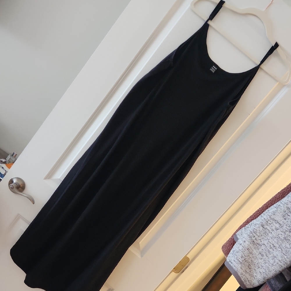 SHEIN Black Maternity Midi Dress